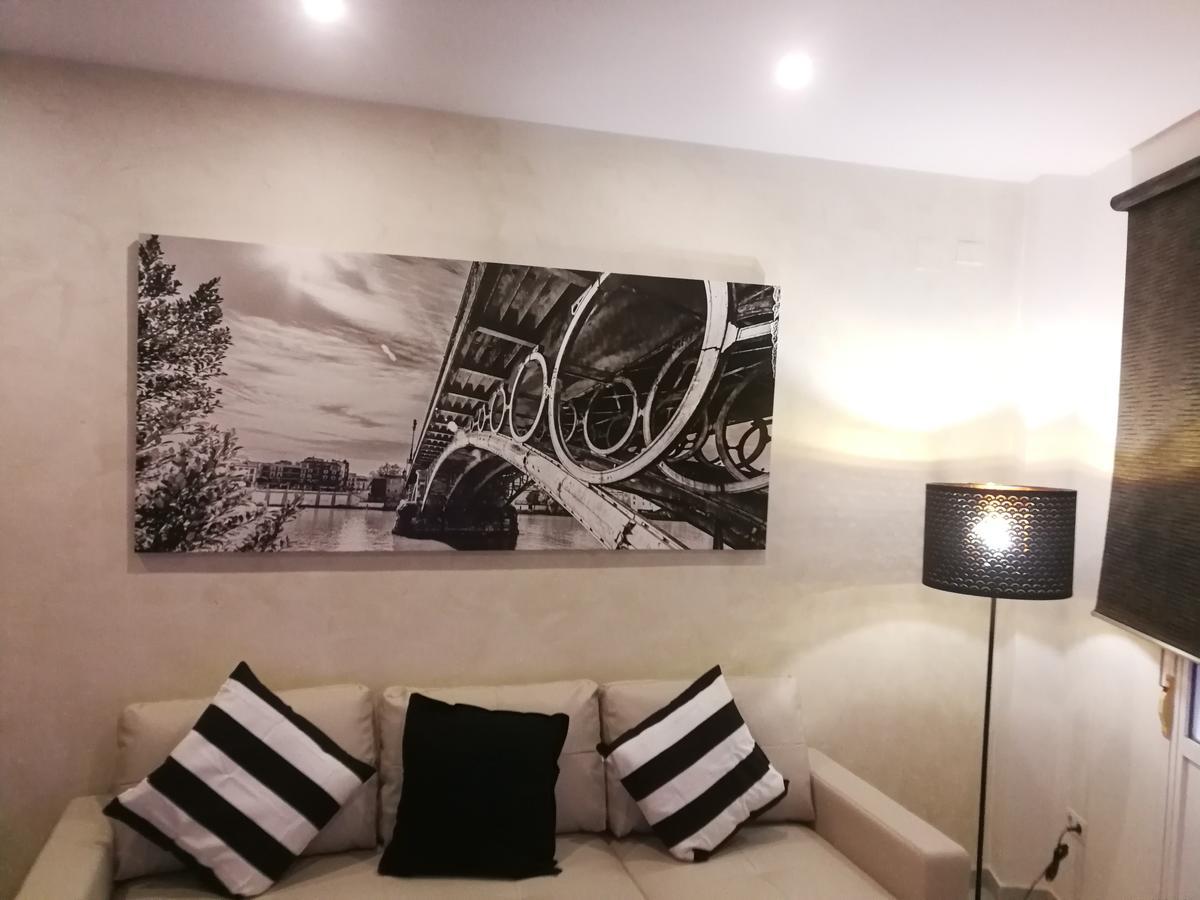 Apartamento Alfalfa Apartment Seville Ngoại thất bức ảnh