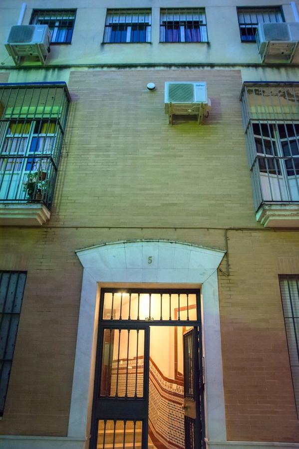 Apartamento Alfalfa Apartment Seville Ngoại thất bức ảnh