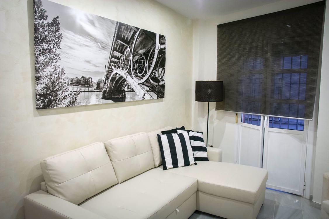 Apartamento Alfalfa Apartment Seville Ngoại thất bức ảnh